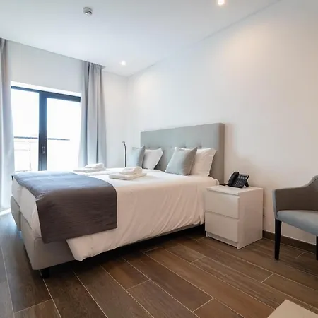 Lejlighedshotel Roots Faro