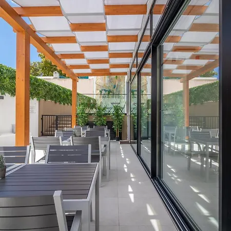 Roots 4* Distretto di Faro