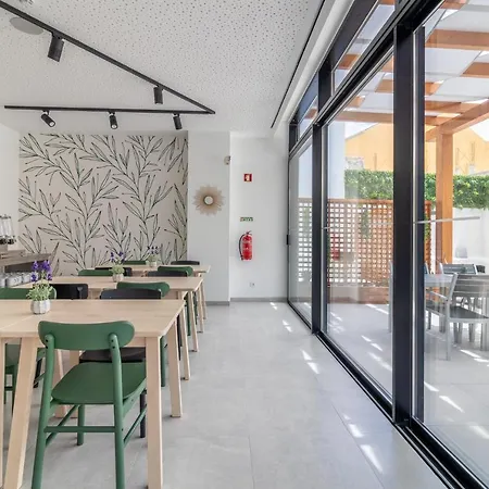 Roots 4* Distretto di Faro