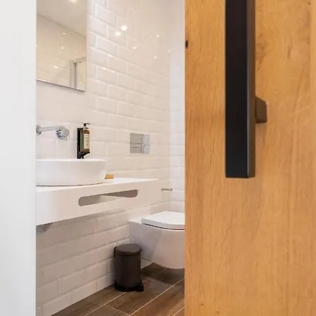 Roots Aparthotel Distrikt Faro