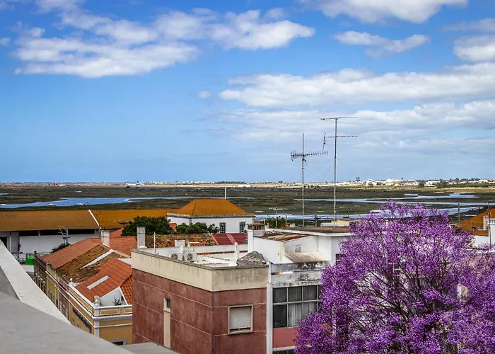 Roots 4* District de Faro