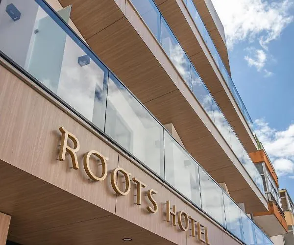 Roots Apartahotel Distrito de Faro